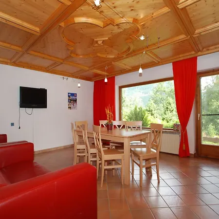 Apartament In Neukirchen Near Lifts