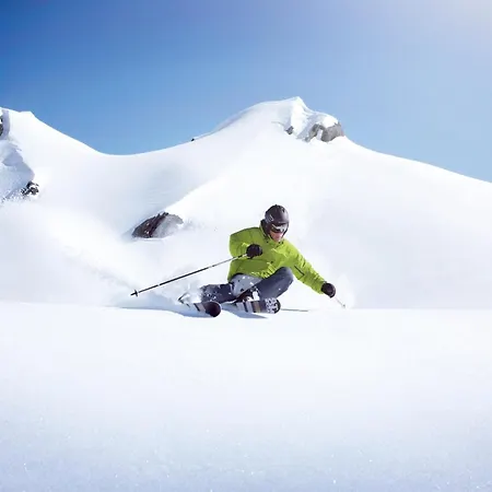 In Neukirchen Near Lifts דירה